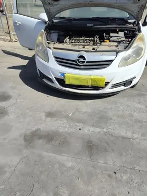 Foto de PARAGOLPES DELANTERO OPEL CORSA D 1.3 16V CDTI (75 CV / 55 KW)