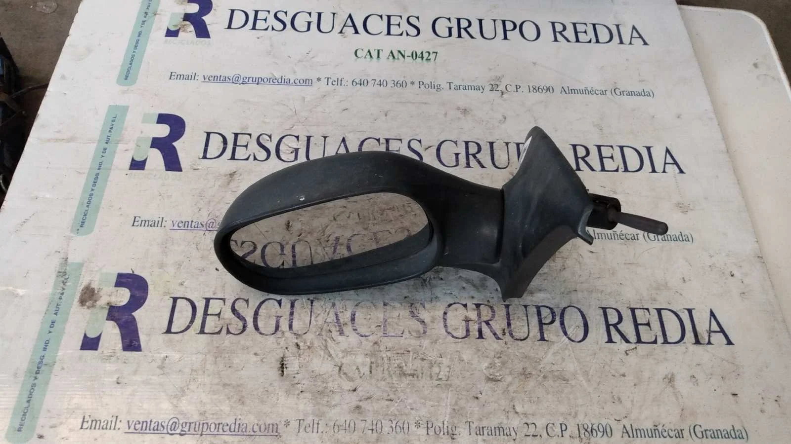 Foto de RETROVISOR IZQUIERDO RENAULT CLIO II FASE I (B/CB0) 1.2 (58 CV / 43 KW) referencia 8200042364