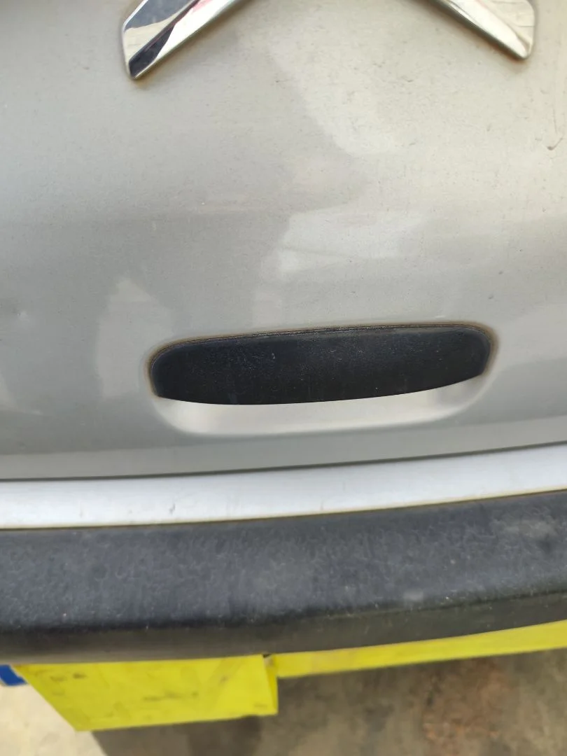 Foto de CERRADURA MALETERO / PORTON CITROEN C4 BERLINA 1.6 16V HDi (90 CV / 66 KW)