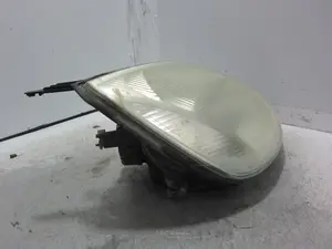 Foto de FARO DERECHO FORD FIESTA (CBK) 1.4 TDCi CAT (68 CV / 50 KW) referencia 2S6X13W029CE foto 4