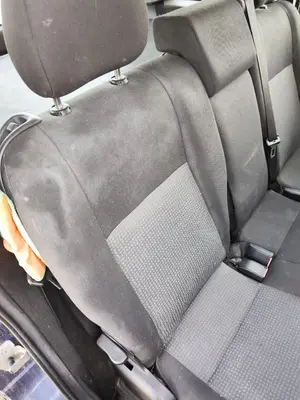 Foto de ASIENTO TRASERO MEDIO OPEL ZAFIRA A 1.6 16V (101 CV / 74 KW) foto 2