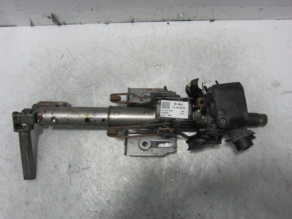 Foto de COLUMNA DIRECCION VOLKSWAGEN GOLF IV BERLINA (1J1)(10.1997) 1.6 16V (105 CV / 77 KW) referencia 1J1419501EG