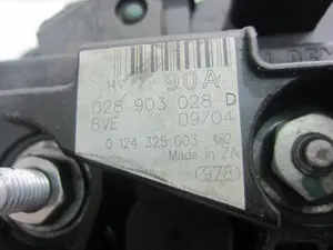 Foto de ALTERNADOR VOLKSWAGEN GOLF IV BERLINA (1J1)(10.1997) referencia 028903028E foto 4