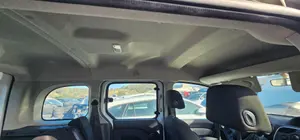 Foto de TECHO INTERIOR RENAULT KANGOO II (F/KW0) 1.5 dCi Diesel FAP (90 CV / 66 KW) referencia 8200663729