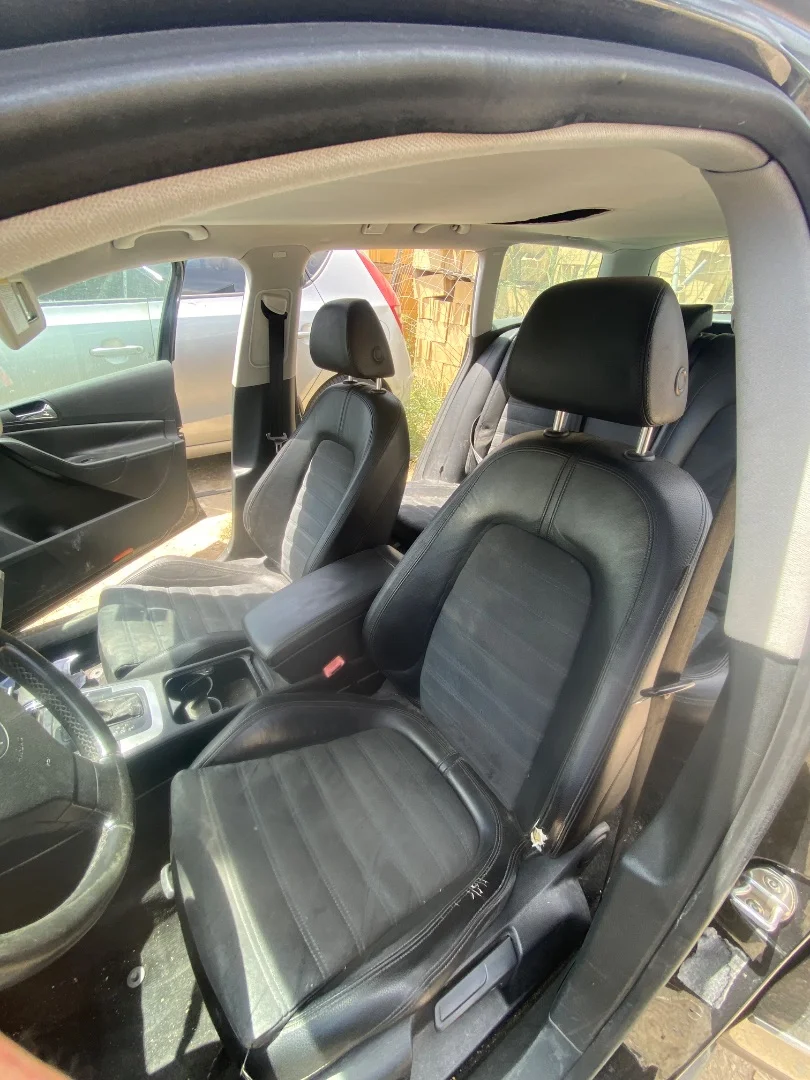 Foto de JUEGO ASIENTOS COMPLETO VOLKSWAGEN PASSAT VARIANT (3C5) 2.0 TDI DPF (170 CV / 125 KW)
