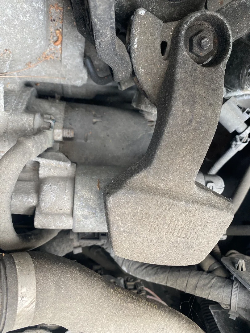 Foto de MOTOR ARRANQUE VOLKSWAGEN TOURAN (1T3) 1.6 TDI DPF (105 CV / 77 KW) referencia 02Z911024K