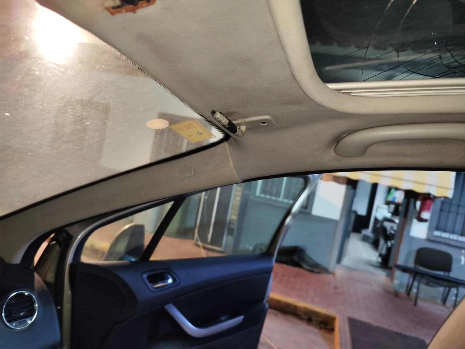 Foto de AIRBAG CORTINA DELANTERO DERECHO PEUGEOT 308 SW 1.6 HDi FAP CAT (9HZ / DV6TED4) (109 CV / 80 KW) referencia 9688532880