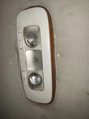 Foto de LUZ INTERIOR VOLKSWAGEN PASSAT BERLINA (3C2) 2.0 TDI (140 CV / 103 KW) referencia 3C0947291CY