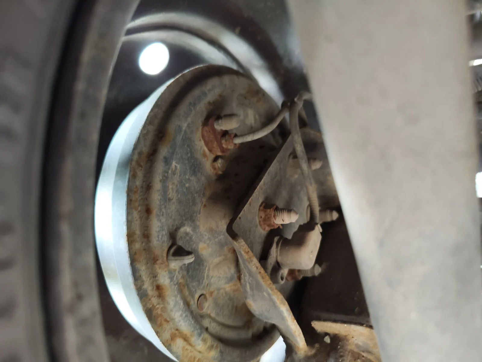 Foto de FRENO DE TAMBOR CHEVROLET KALOS 1.2 CAT (72 CV / 53 KW)