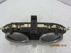 Foto de CUADRO INSTRUMENTOS RENAULT MEGANE II BERLINA 5P referencia 8200074323E foto 11