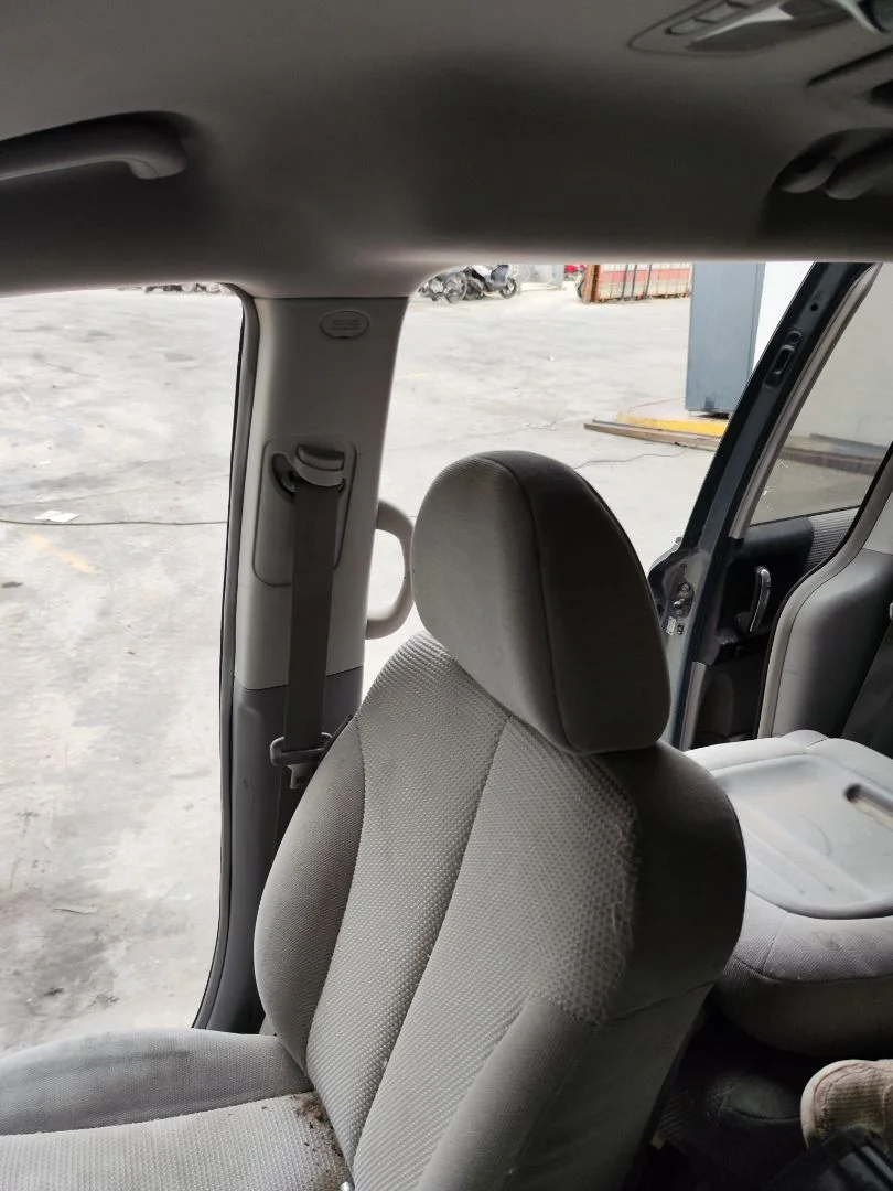 Foto de CINTURON SEGURIDAD DELANTERO DERECHO KIA CARNIVAL 2.9 CRDi CAT (185 CV / 136 KW)