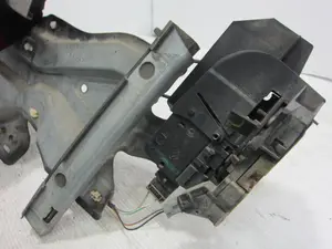 Foto de ELEVALUNAS TRASERO IZQUIERDO RENAULT LAGUNA (B56) 1.9 dCi Diesel CAT (107 CV / 79 KW) referencia 192922000 foto 6