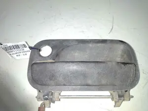 Foto de MANETA EXTERIOR DELANTERA IZQUIERDA OPEL CORSA B 1.7 Diesel (60 CV / 44 KW) referencia GM770
