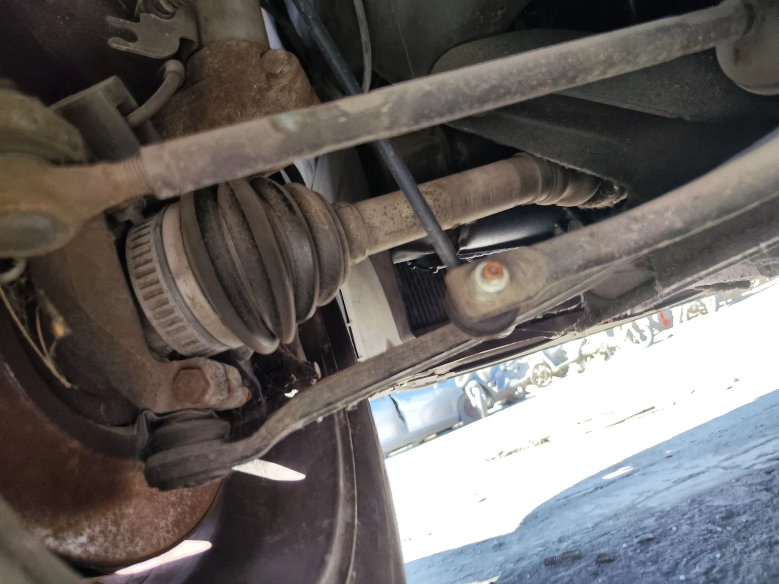 Foto de BRAZO SUSPENSION DELANTERO IZQUIERDO CITROEN XSARA PICASSO 1.6 HDi CAT (9HY / DV6TED4) (109 CV / 80 KW)