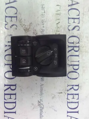 Foto de MANDO LUCES OPEL VECTRA B BERLINA 2.0 DTI (101 CV / 74 KW) referencia 6240032 foto 5
