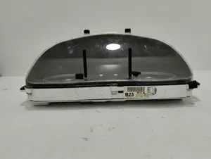 Foto de CUADRO INSTRUMENTOS HYUNDAI COUPE (GK) 1.6 16V CAT (105 CV / 77 KW) referencia 943002C600 foto 10