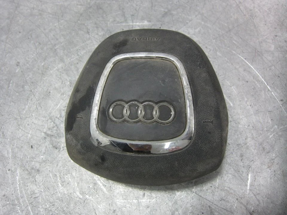 Foto de AIRBAG DELANTERO IZQUIERDO AUDI A6 BERLINA (4F2) 2.0 TDI (140 CV / 103 KW) referencia 4F0880201