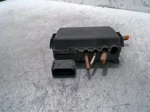 Foto de CAJA RELES / FUSIBLES AUDI A3 (8L) 1.9 TDI (101 CV / 74 KW) referencia 1J0937550 foto 4
