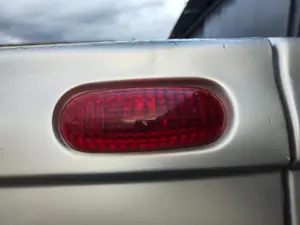 Foto de LUZ CENTRAL DE FRENO OPEL VIVARO FURGÓN/COMBI 2.0 16V CDTI (114 CV / 84 KW)