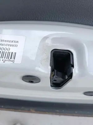 Foto de CERRADURA PUERTA TRASERA DERECHA VOLKSWAGEN GOLF VII (5G1/BE1) 2.0 TDI (184 CV / 135 KW) foto 5