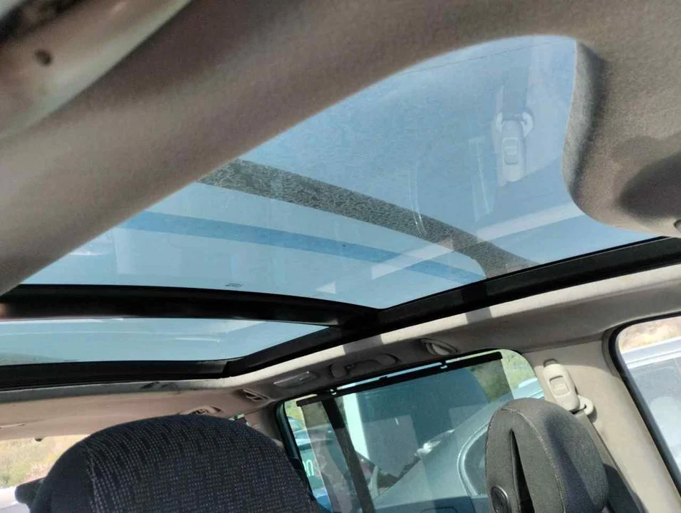 Foto de NO IDENTIFICADO RENAULT ESPACE IV (JK0) 2.0 16V (136 CV / 100 KW) referencia 43R005001