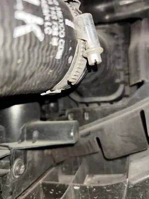 Foto de INTERCOOLER AUDI Q5 FYG Híbrido 220 kW (2.0 Ltr. - 195 kW TFSI) (299 CV / 220 KW) referencia 80A145805
