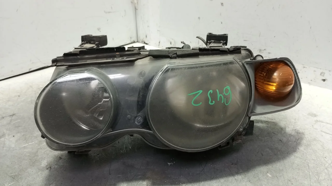 Foto de FARO IZQUIERDO BMW SERIE 3 COMPACTO (E46) 2.0 16V Diesel CAT (150 CV / 110 KW) referencia 6901969