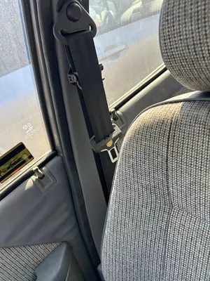 Foto de CINTURON SEGURIDAD DELANTERO DERECHO PEUGEOT 309 1.6  (88 CV / 65 KW)