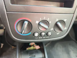 Foto de MANDO CALEFACCION / AIRE ACONDICIONADO OPEL CORSA C 1.2 16V CAT (Z 12 XE / LW4) (75 CV / 55 KW) referencia 9196202