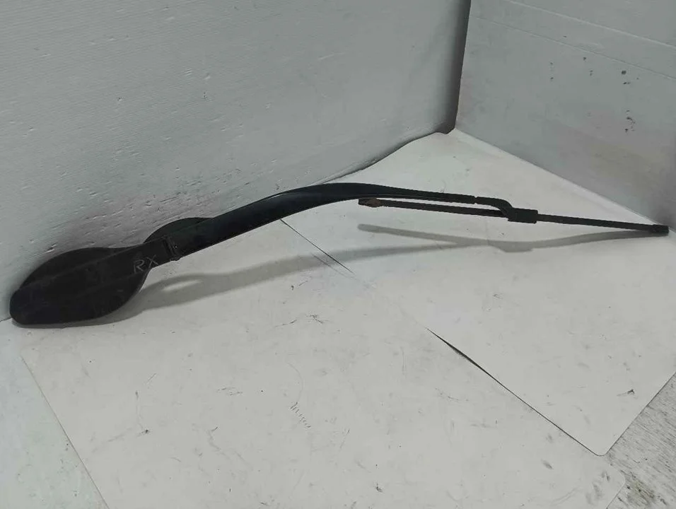 Foto de BRAZO LIMPIA DELANTERO DERECHO LEXUS RX (GGL1/GYL1) referencia W000063279