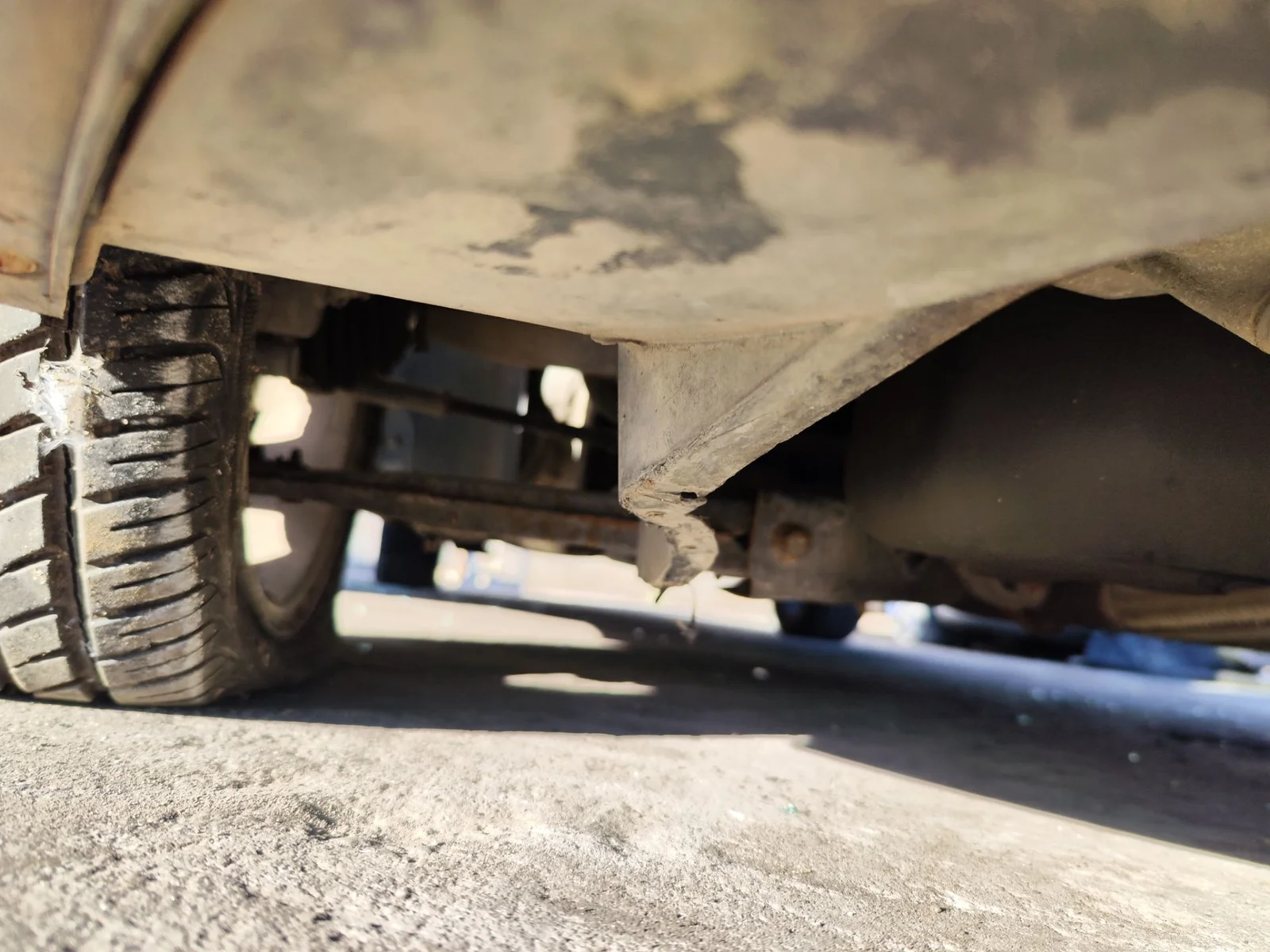 Foto de BRAZO SUSPENSION DELANTERO DERECHO SEAT CORDOBA BERLINA (6L2) 1.4 16V (75 CV / 55 KW)