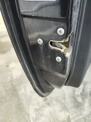 Foto de CERRADURA PUERTA DELANTERA IZQUIERDA OPEL CORSA C 1.2 16V CAT (Z 12 XEP / LB4) (80 CV / 59 KW)