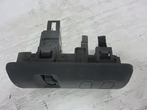 Foto de INTERRUPTOR RENAULT CLIO III 1.5 dCi Diesel (68 CV / 50 KW) referencia 8200475624 foto 2