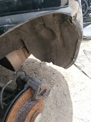 Foto de PASO RUEDA TRASERO DERECHO RENAULT MEGANE IV BERLINA 5P