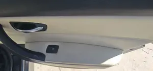 Foto de MANDO ELEVALUNAS TRASERO DERECHO BMW SERIE 3 BERLINA (E90) 2.0 CAT (129 CV / 95 KW)