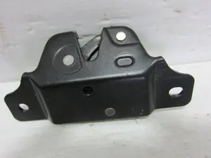 Foto de CERRADURA MALETERO / PORTON PEUGEOT 206 foto 2