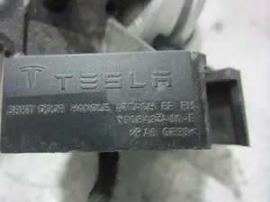 Foto de MANETA INTERIOR DELANTERA DERECHA TESLA MODEL S eléctrico 270 kW (367 CV / 270 KW) referencia 100843300E foto 4
