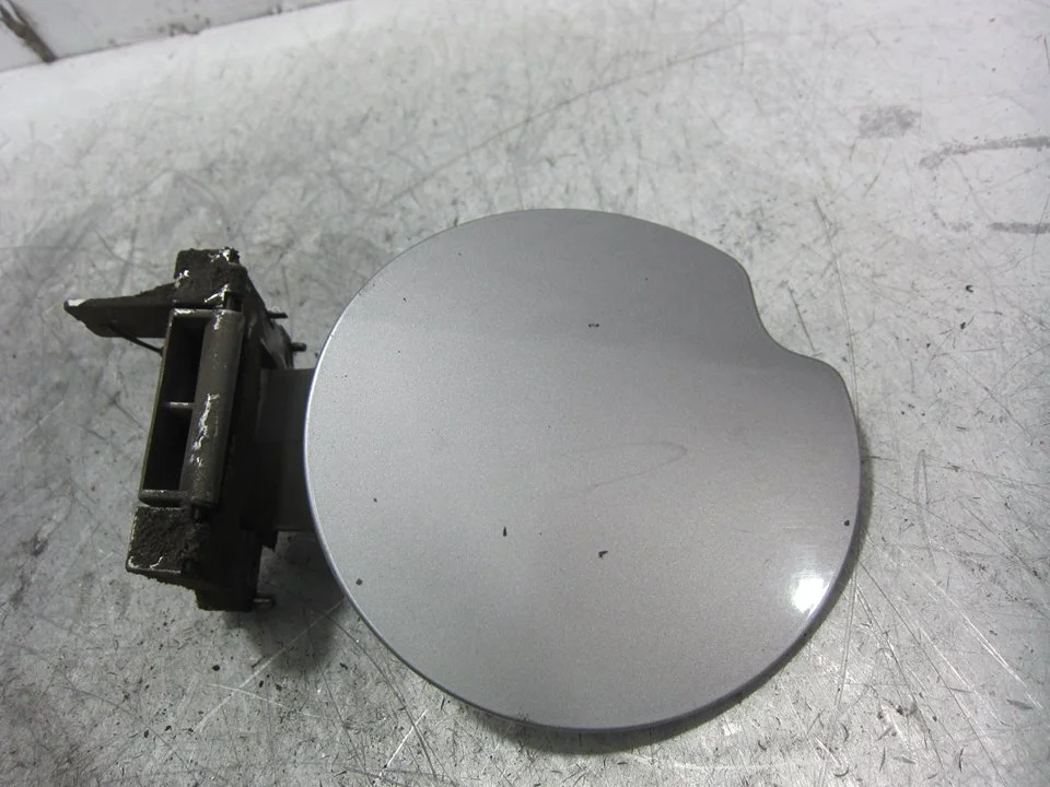 Foto de TAPA EXTERIOR COMBUSTIBLE PEUGEOT 307 BREAK / SW (S1)(04.2002) 2.0 HDi CAT (90 CV / 66 KW) referencia 9643083777