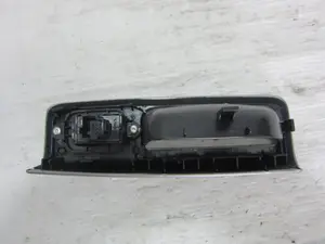 Foto de MANDO ELEVALUNAS TRASERO IZQUIERDO VOLVO S40 BERLINA 2.5 20V Turbo CAT (220 CV / 162 KW) referencia 8679678 foto 3