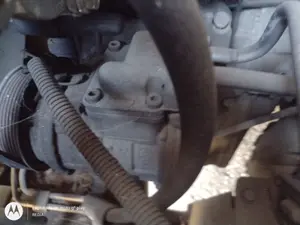 Foto de COMPRESOR AIRE ACONDICIONADO SSANGYONG RODIUS 2.7 Turbodiesel CAT (163 CV / 120 KW)