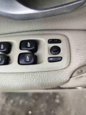 Foto de MANDO RETROVISOR VOLVO S80 BERLINA 2.4 Diesel (131 CV / 96 KW)