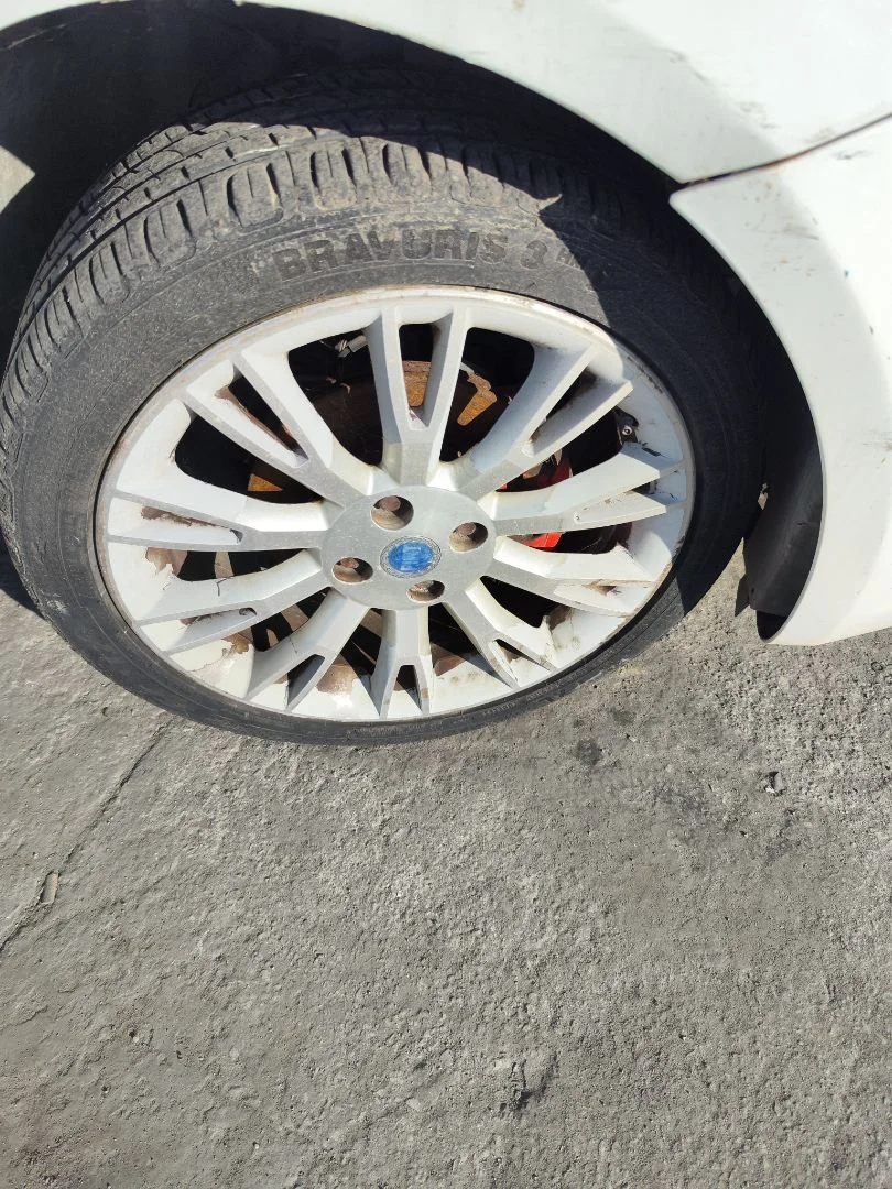 Foto de LLANTA FIAT GRANDE PUNTO (199) 1.4 (95 CV / 70 KW) referencia 0071752372