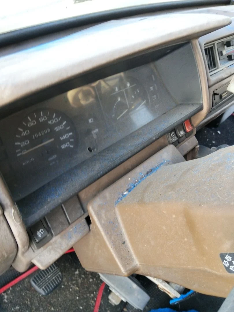 Foto de CUADRO INSTRUMENTOS NISSAN VANETTE (C220) 2.0 Diesel (67 CV / 49 KW)
