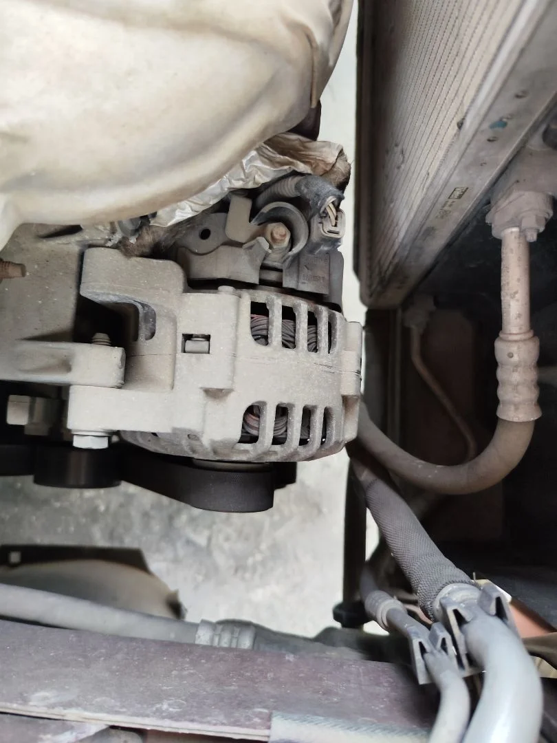 Foto de ALTERNADOR PEUGEOT 307 (S1)(04.2001) 1.6 16V CAT (109 CV / 80 KW) referencia 57056C