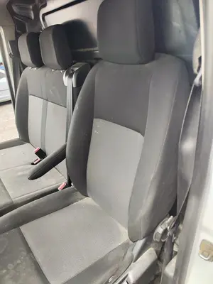 Foto de ASIENTO DELANTERO IZQUIERDO FIAT SCUDO (506) FURGON 1.5 (100 CV / 75 KW) referencia F172639100 foto 2