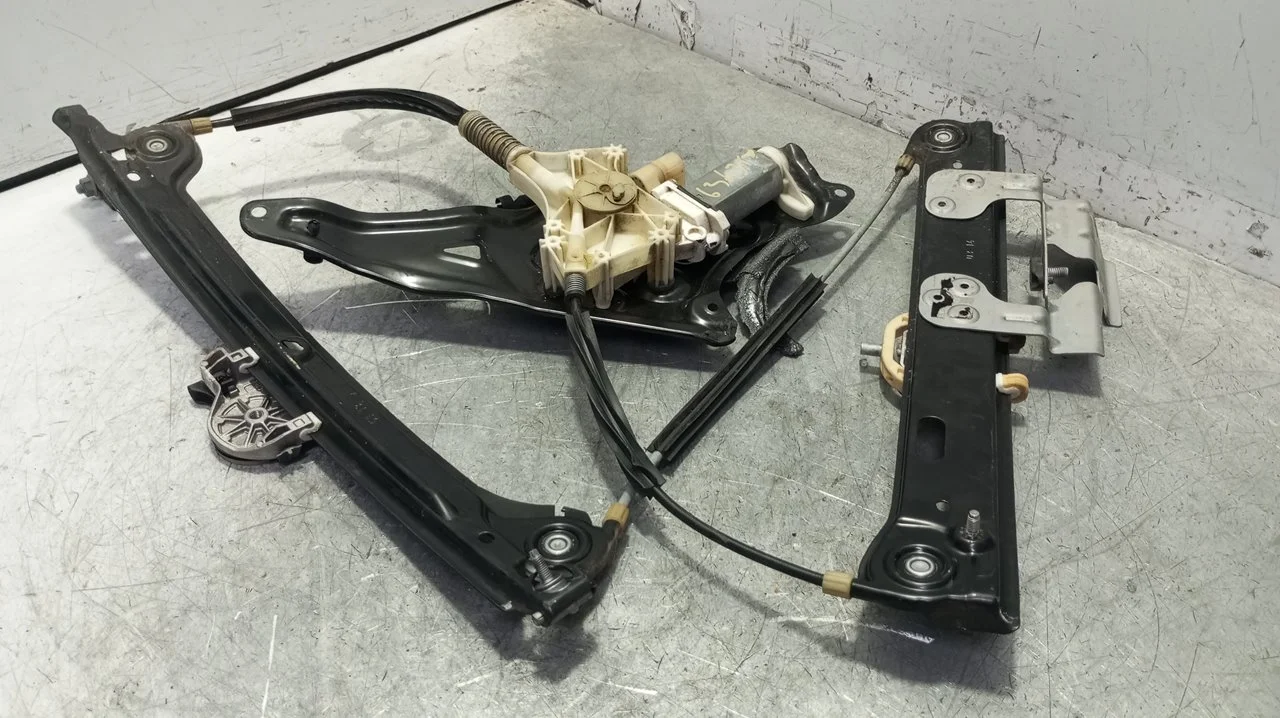Foto de ELEVALUNAS TRASERO IZQUIERDO BMW SERIE M6 GRAN COUPE (F06) 4.4 V8 32V (560 CV / 412 KW) referencia 727539912