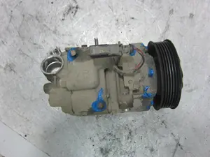 Foto de COMPRESOR AIRE ACONDICIONADO SEAT IBIZA (6L1) 1.2 (64 CV / 47 KW) referencia 6Q0820803G foto 7