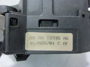 Foto de MANDO INTERMITENTES FORD FOCUS BERLINA (CAK) 1.6 16V CAT (101 CV / 74 KW) referencia 98AG13335AG foto 4