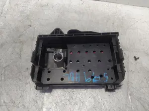 Foto de CAJA RELES / FUSIBLES OPEL ASTRA J BERLINA 5P 1.7 16V CDTI (110 CV / 81 KW) referencia 13302307 foto 3