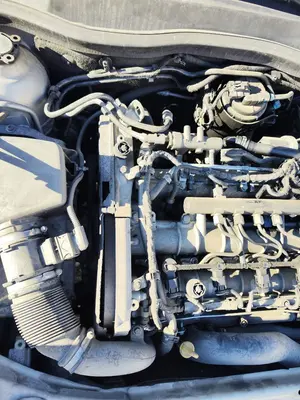 Foto de MOTOR COMPLETO OPEL ASTRA H TWIN TOP 1.9 16V CDTI CAT (Z 19 DTH / LRD) (150 CV / 110 KW) referencia Z19DTH foto 3